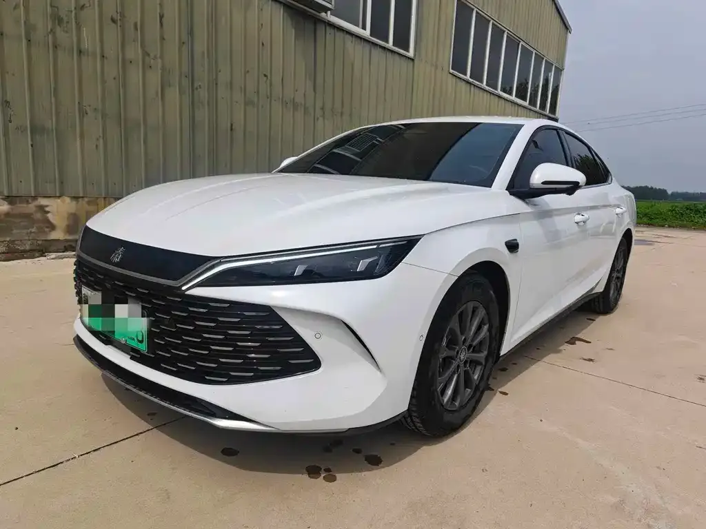 BYD Qin L — фото 1