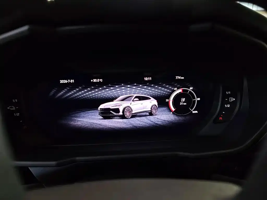 Lamborghini Urus SE — фото 2
