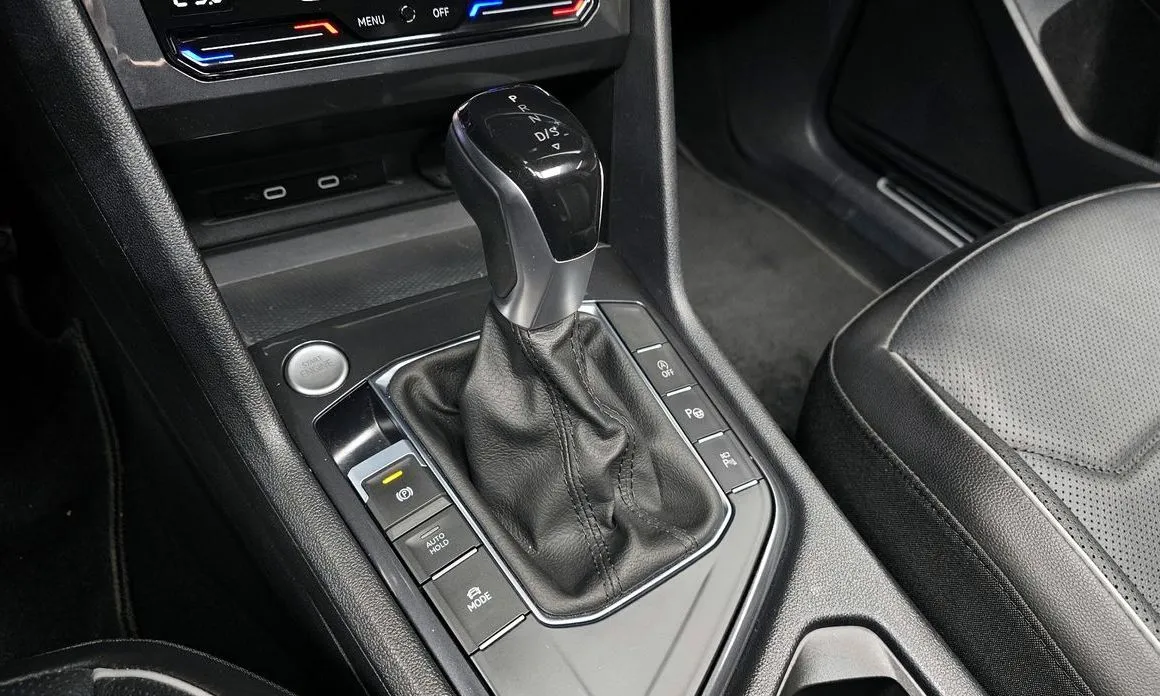 Volkswagen Tiguan — фото 7