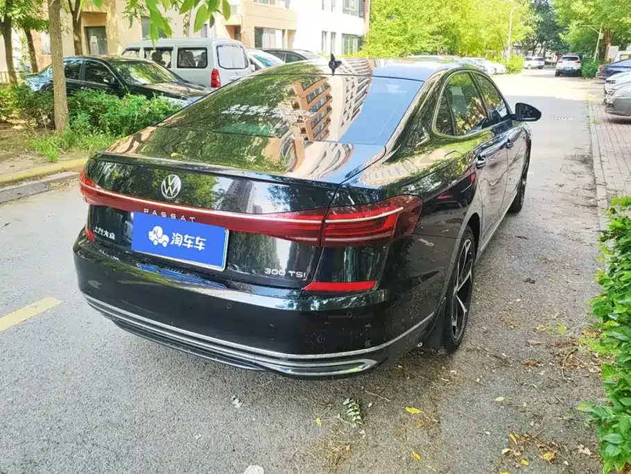 Volkswagen Passat — фото 9