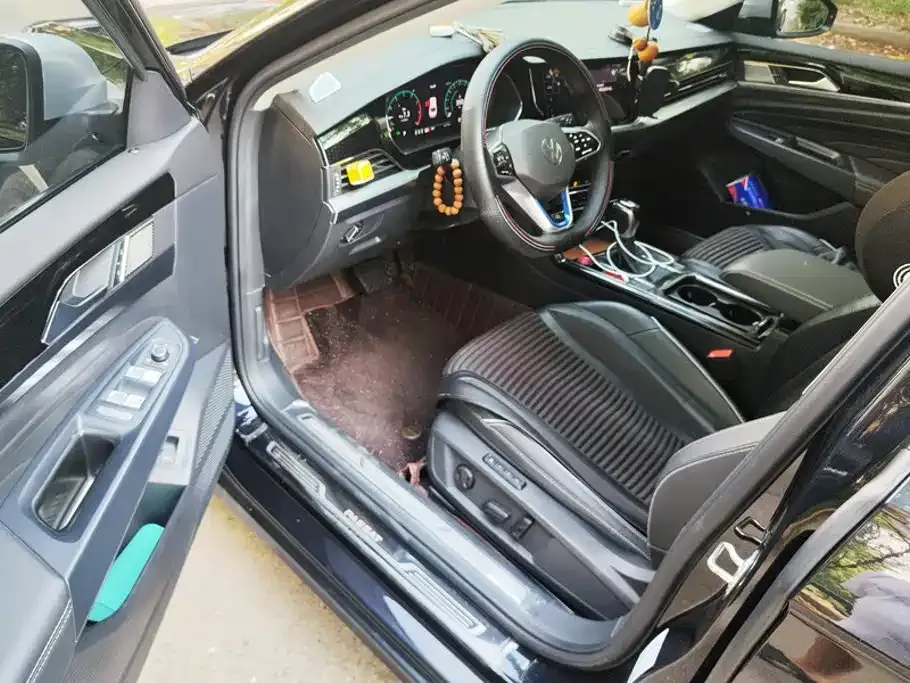 Volkswagen Passat — фото 4