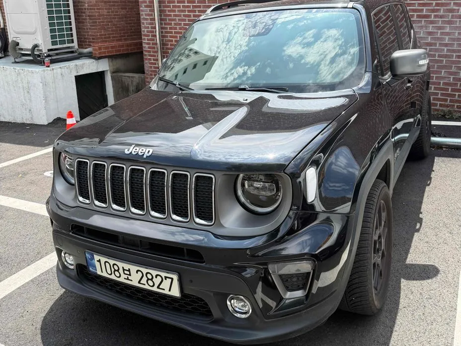Jeep Renegade — фото 1