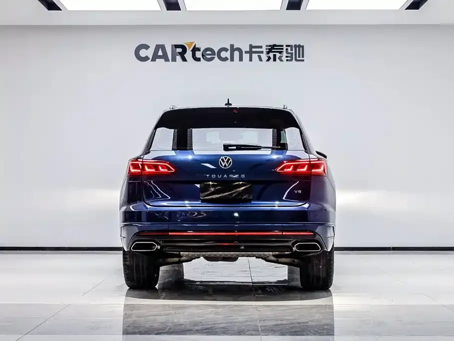 Volkswagen Touareg — фото 6