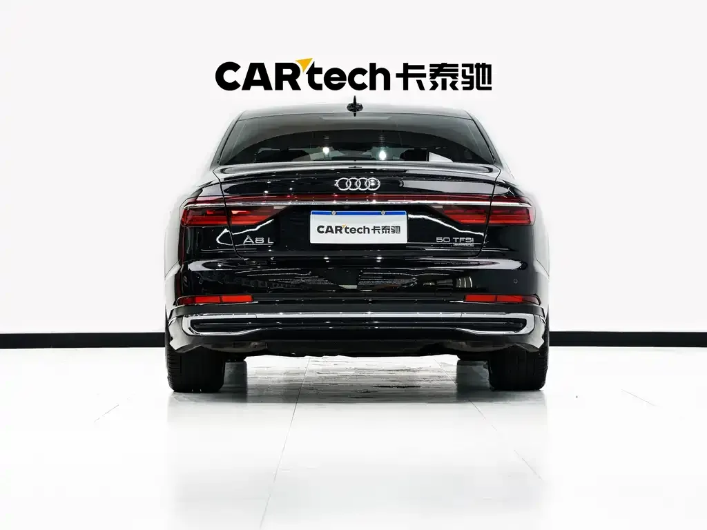 Audi A8 — фото 6