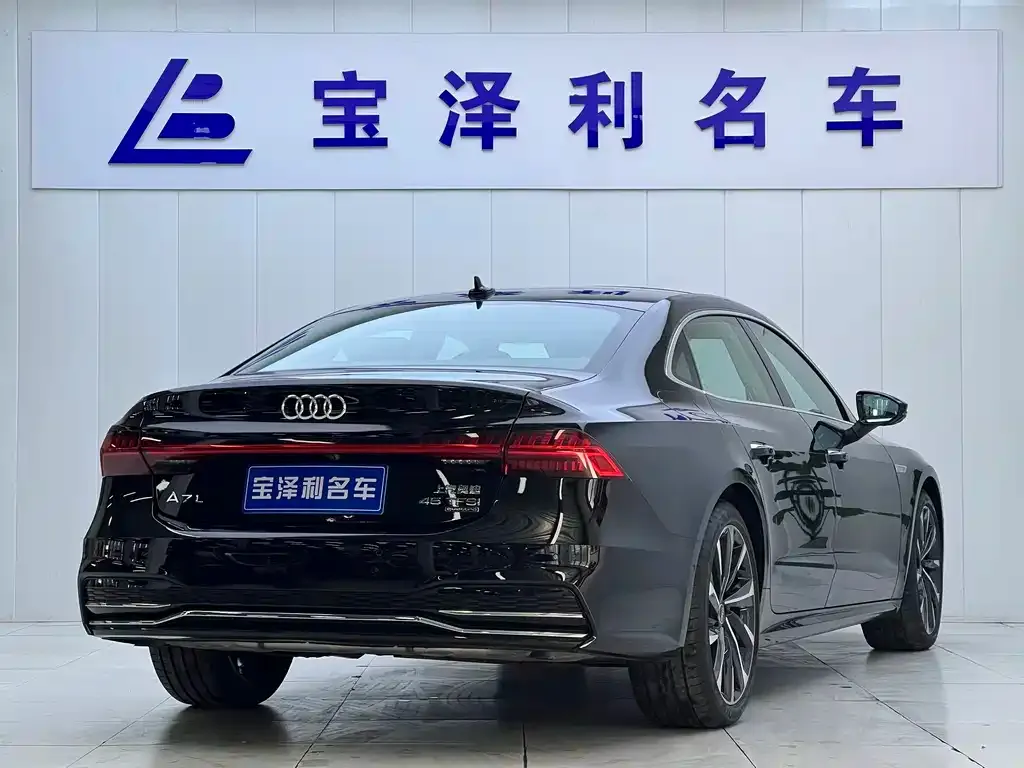 Audi A7L — фото 4