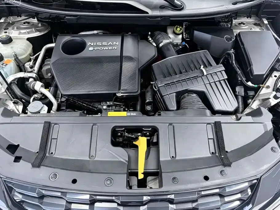 Nissan X-Trail — фото 10