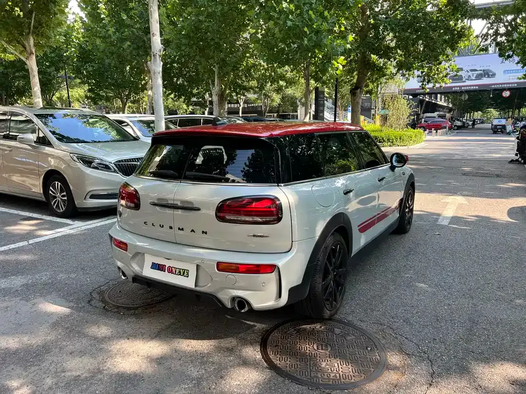 MINI Clubman JCW — фото 7