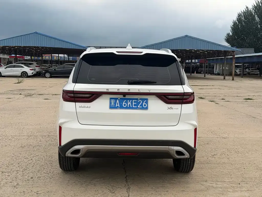 Geely Vision X6 — фото 7