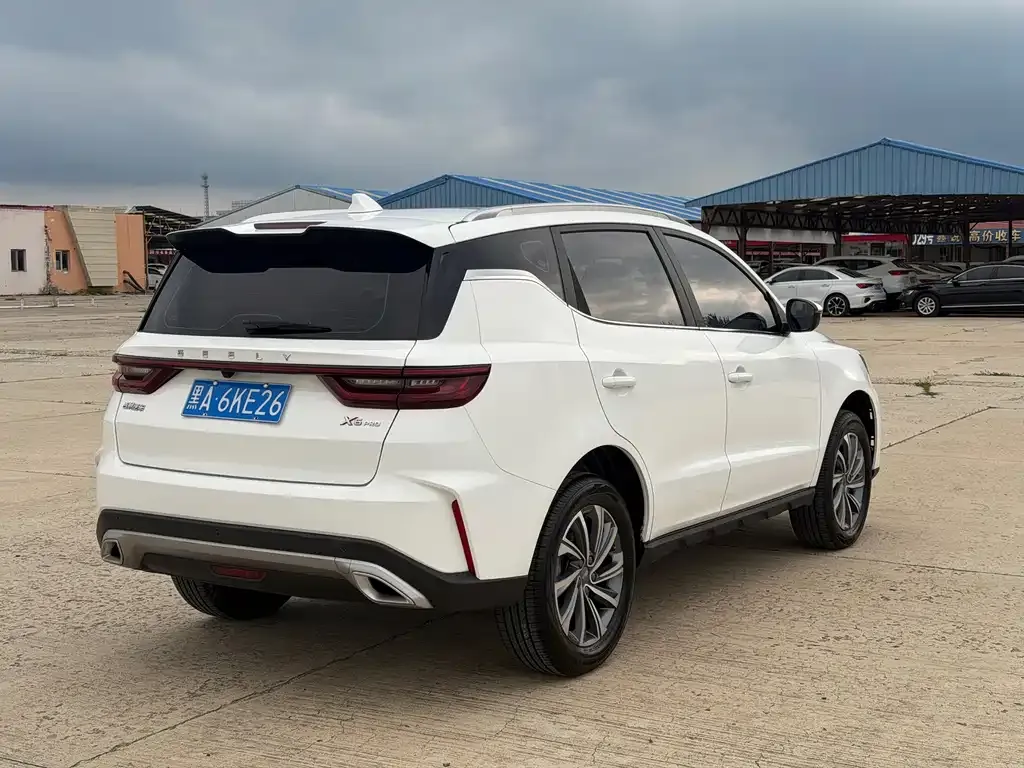 Geely Vision X6 — фото 5