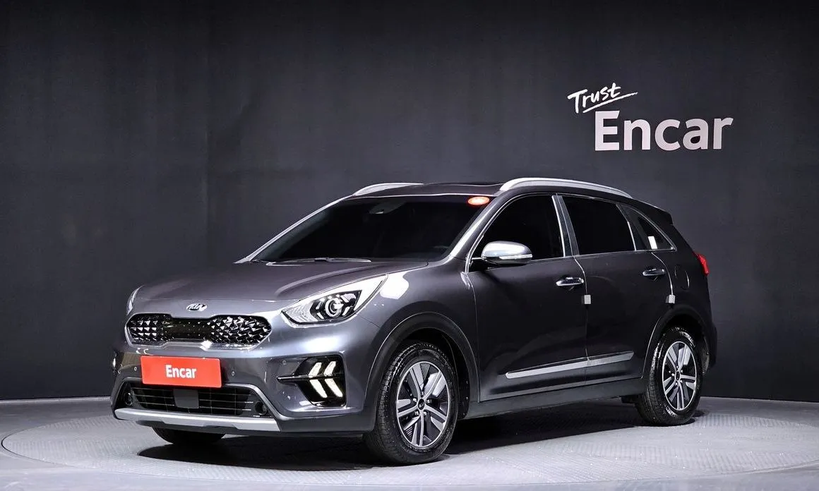Kia Niro — фото 1