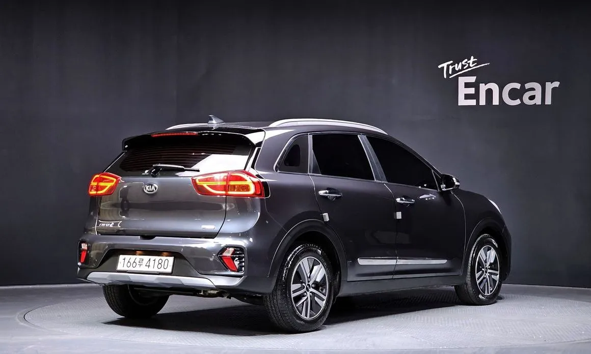 Kia Niro — фото 3
