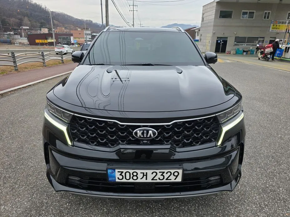 Kia Sorento — фото 1