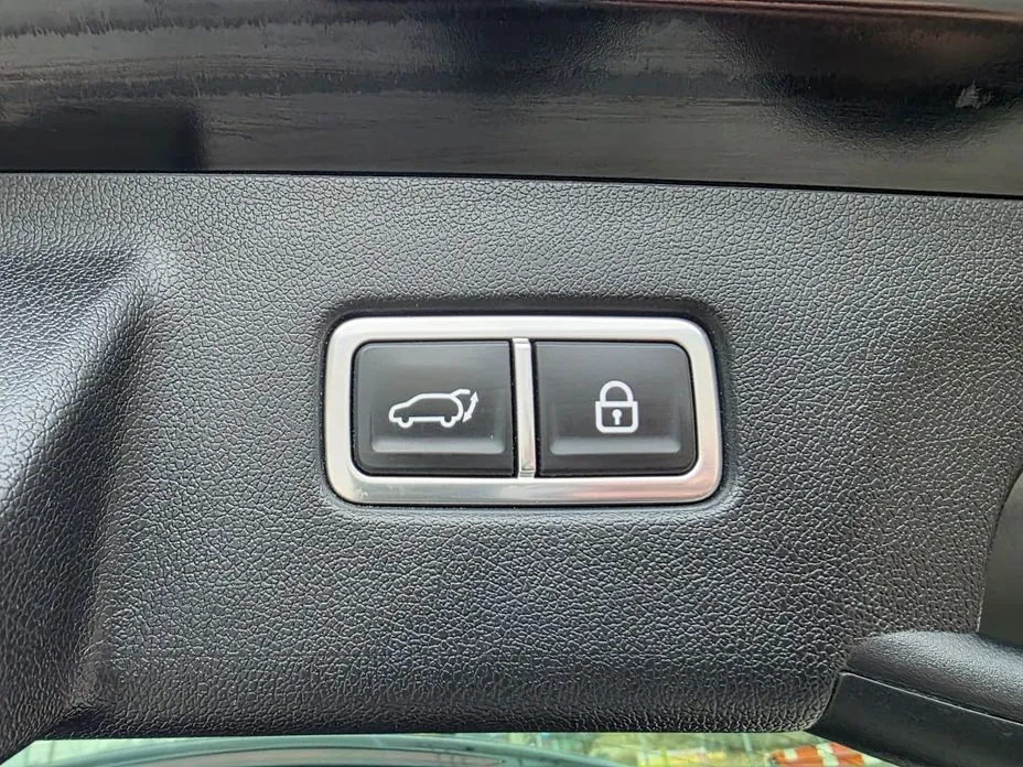 Kia Sorento — фото 10