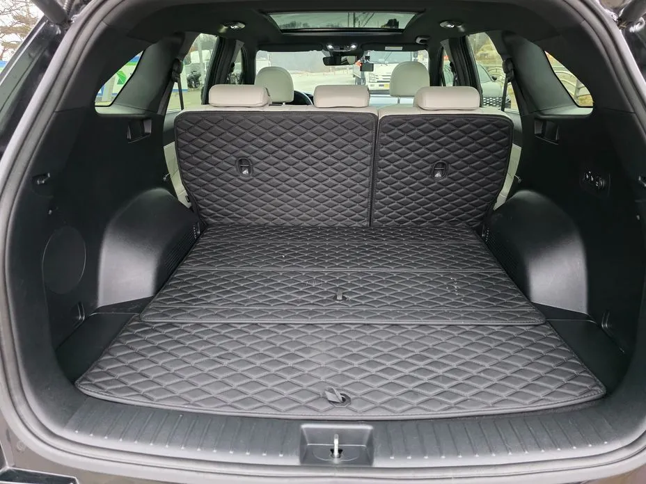 Kia Sorento — фото 8