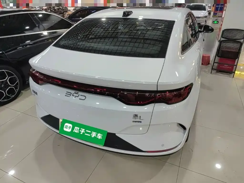 BYD Qin L — фото 10