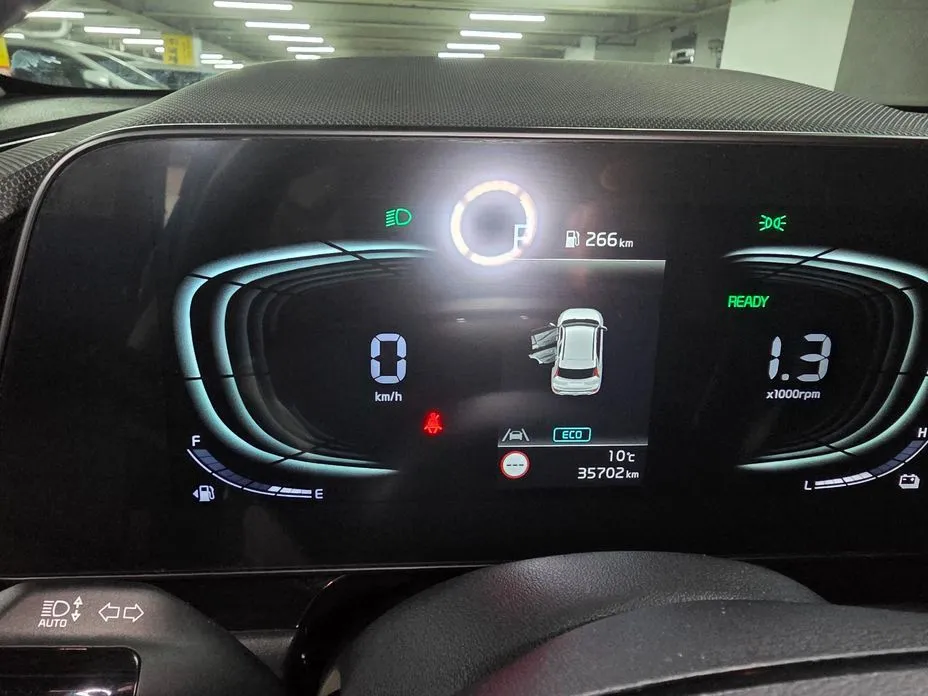 Kia Niro — фото 9