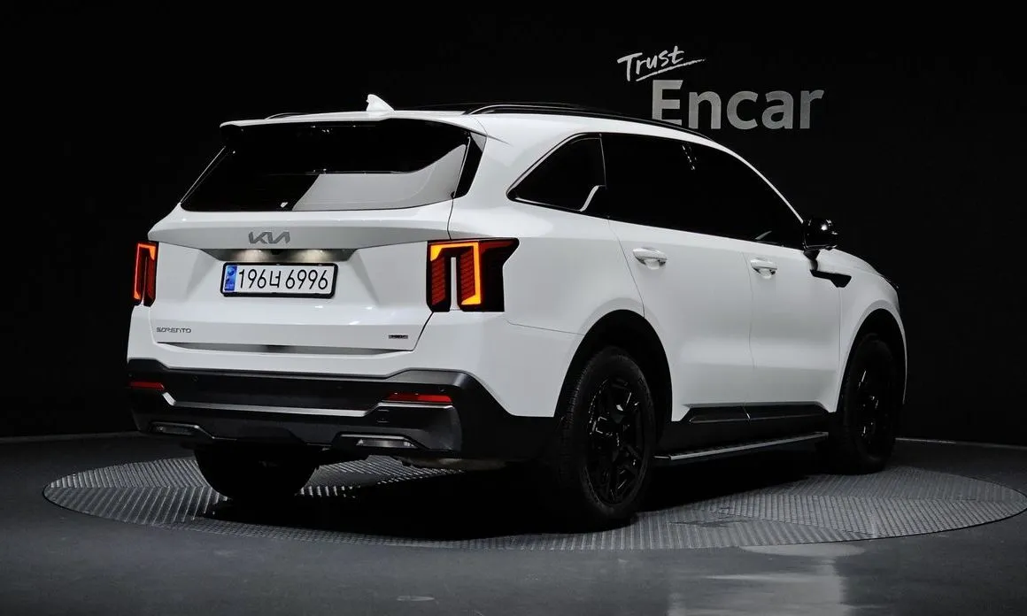 Kia Sorento — фото 3