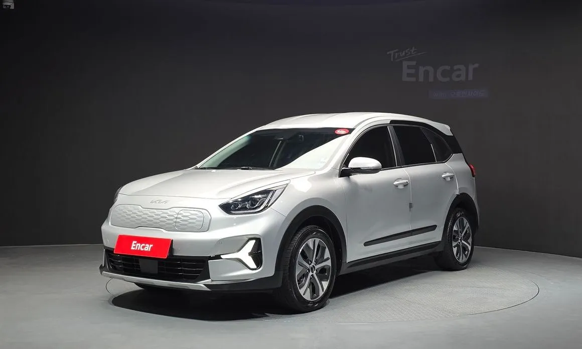 Kia Niro — фото 1