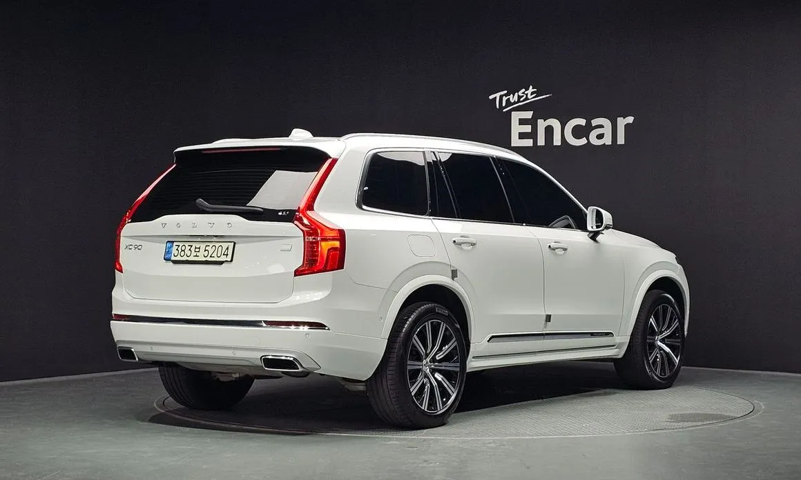 Volvo XC90 — фото 5