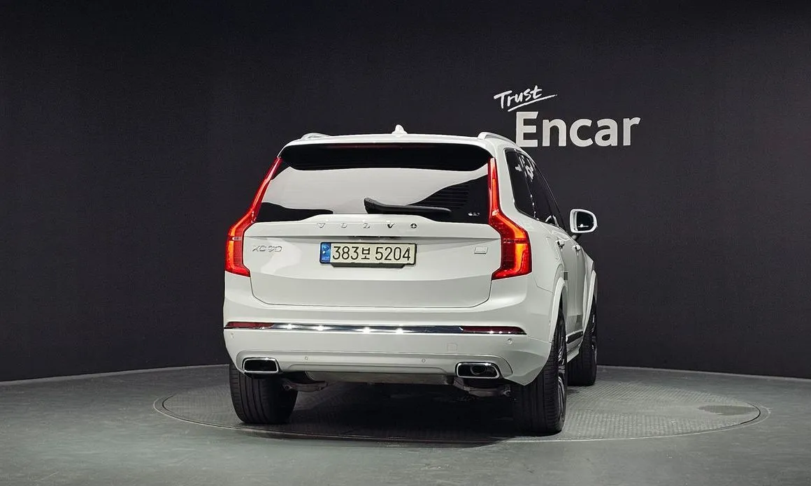 Volvo XC90 — фото 2