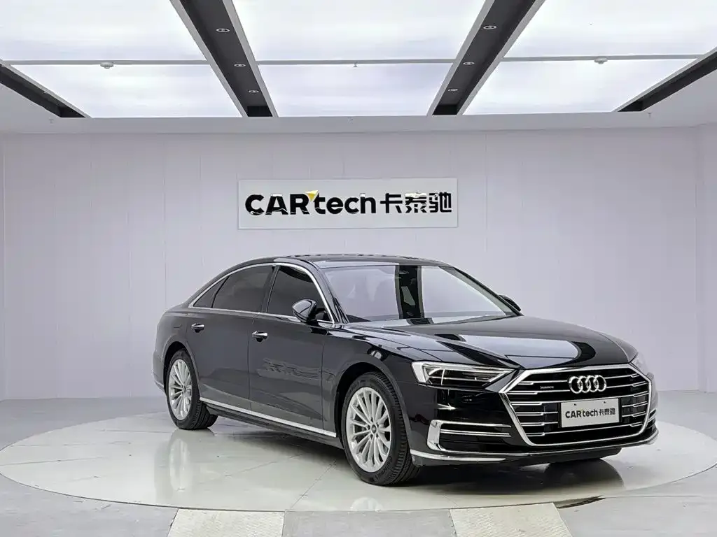 Audi A8 — фото 5
