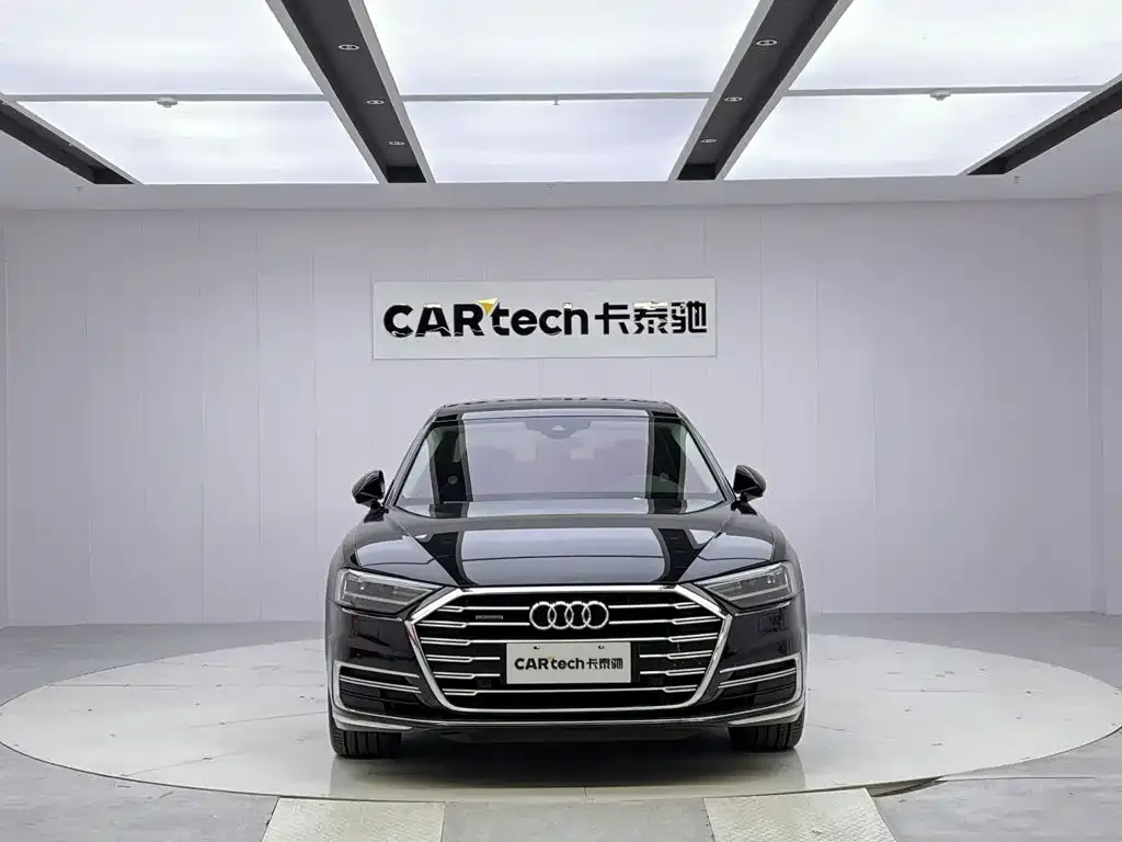 Audi A8 — фото 3