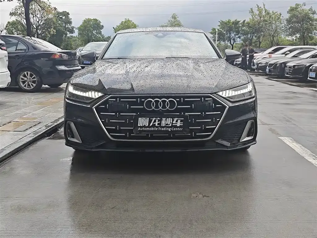 Audi A7L — фото 2
