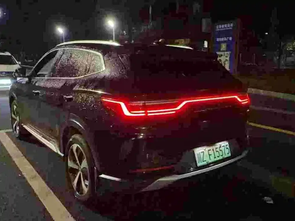 BYD PLUS New Energy — фото 2