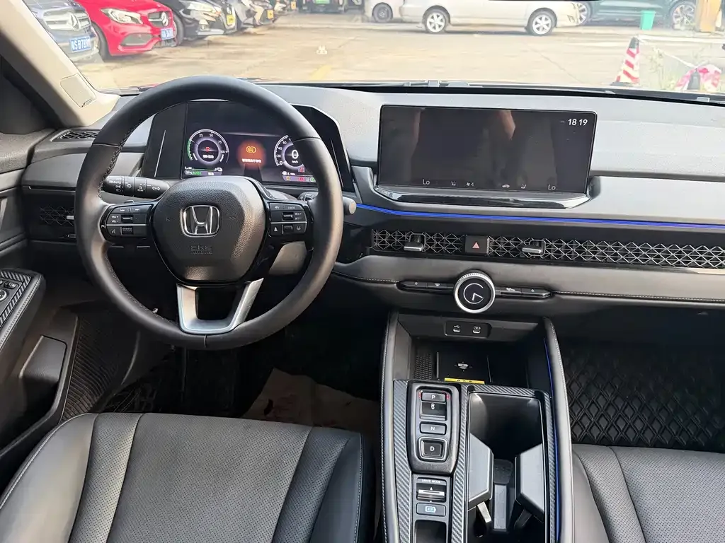 Honda Accord New Energy — фото 10