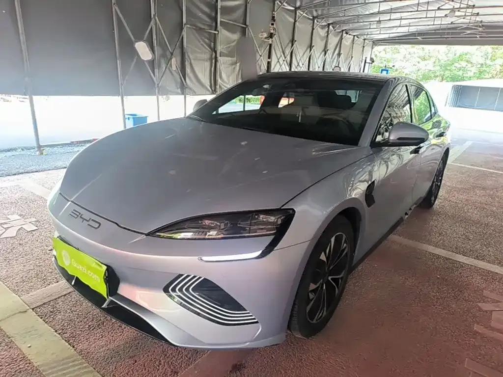 BYD Seal — фото 7