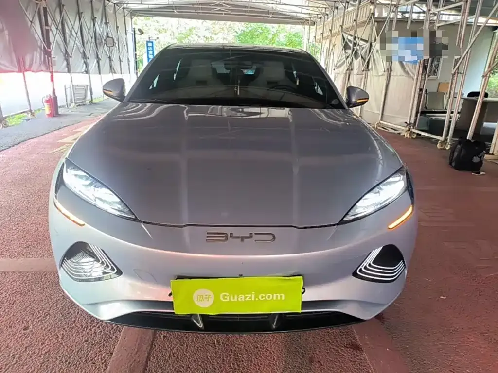 BYD Seal — фото 4