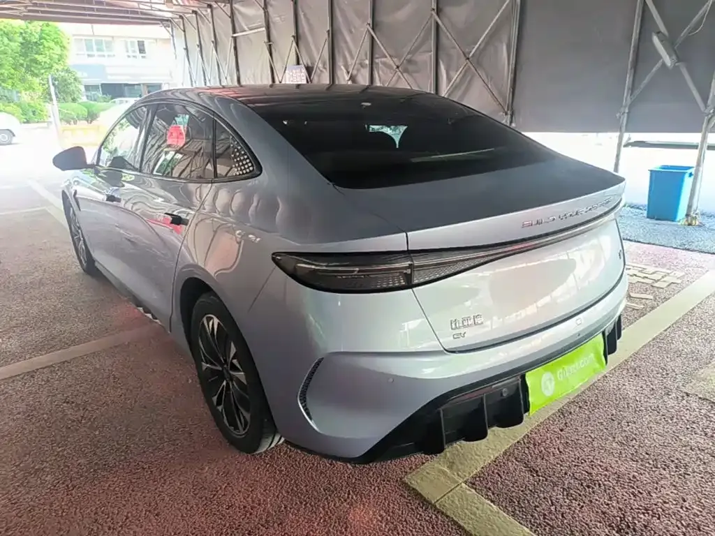 BYD Seal — фото 6