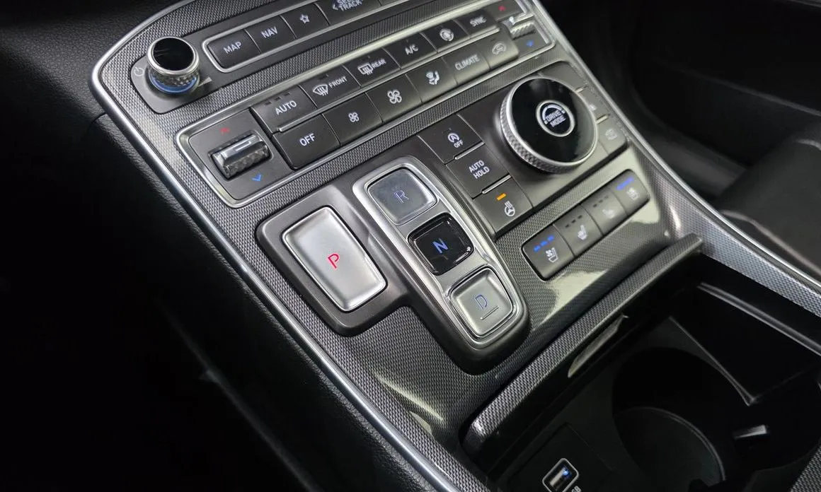 Hyundai Santafe — фото 7