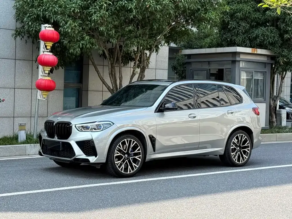 BMW X5 M — фото 8
