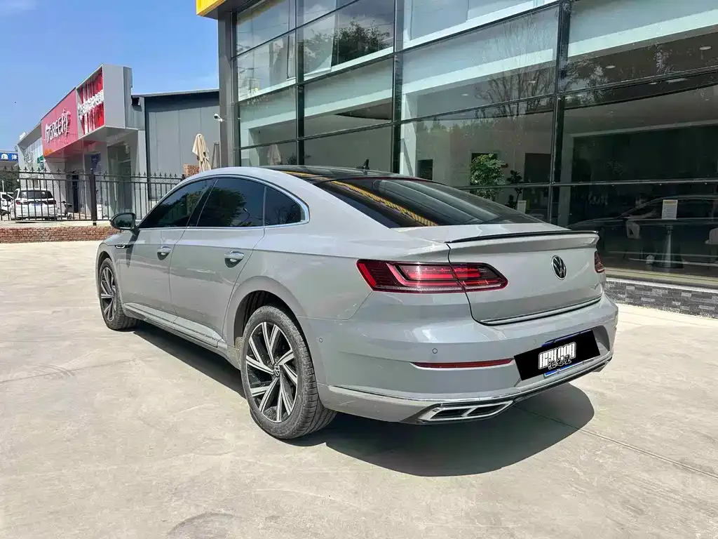 Volkswagen CC — фото 3