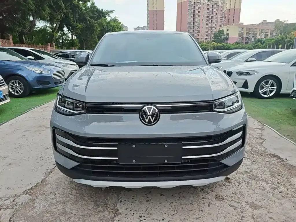 Volkswagen Tharu — фото 4