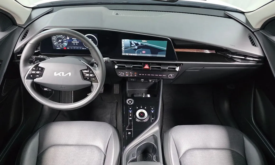 Kia Niro — фото 9