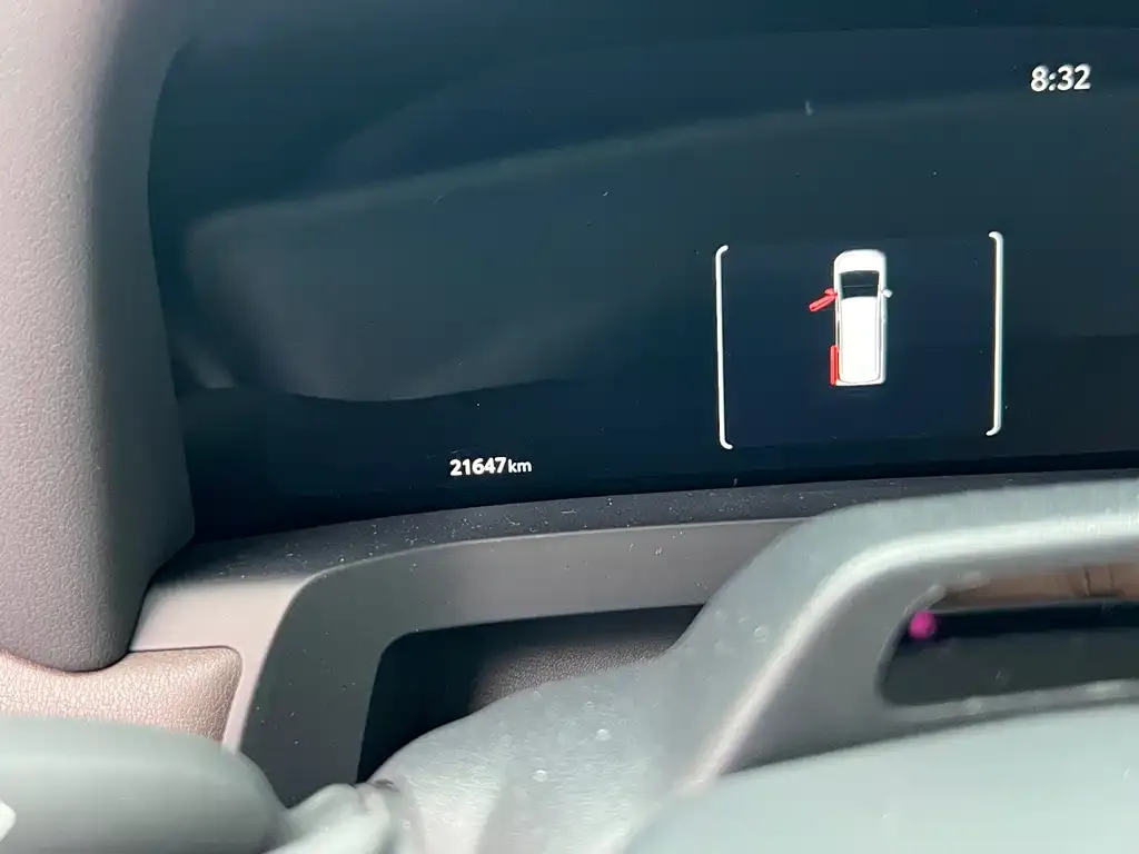 Toyota Alphard — фото 2