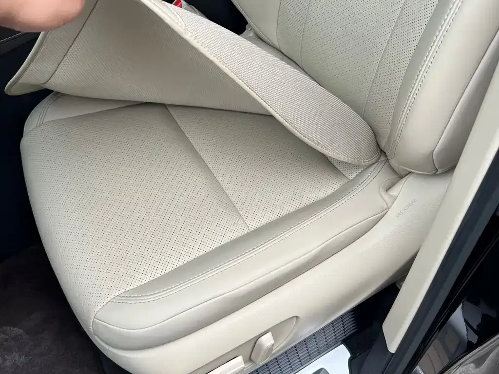 Toyota Alphard — фото 6