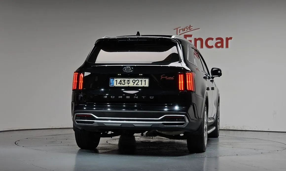 Kia Sorento — фото 6