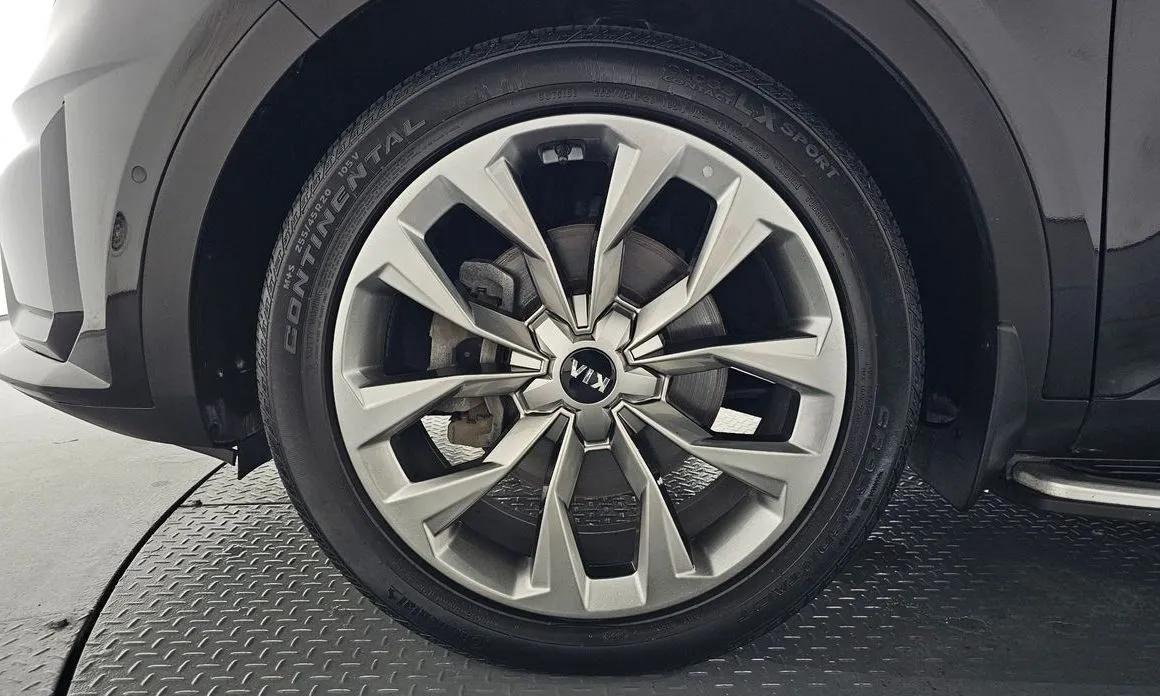 Kia Sorento — фото 3