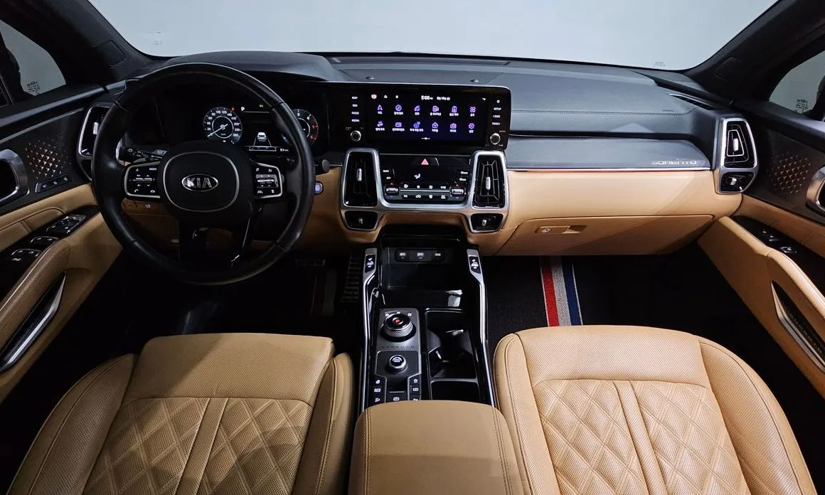 Kia Sorento — фото 8