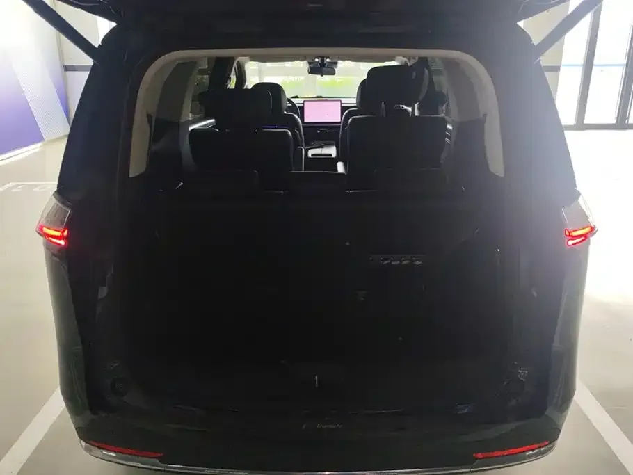 GAC Motor Trumpchi E8 — фото 2
