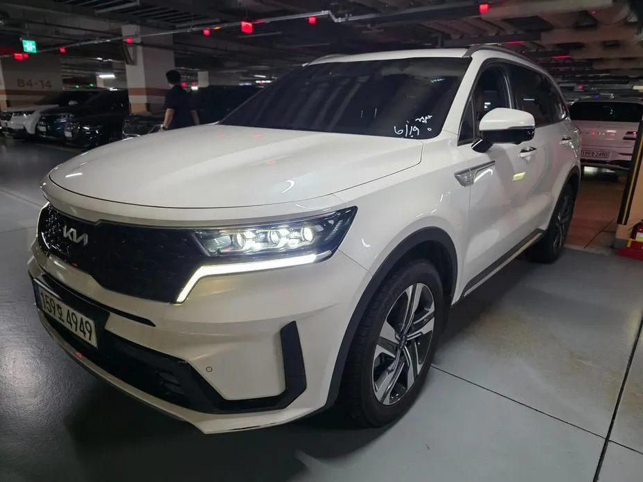 Kia Sorento — фото 1