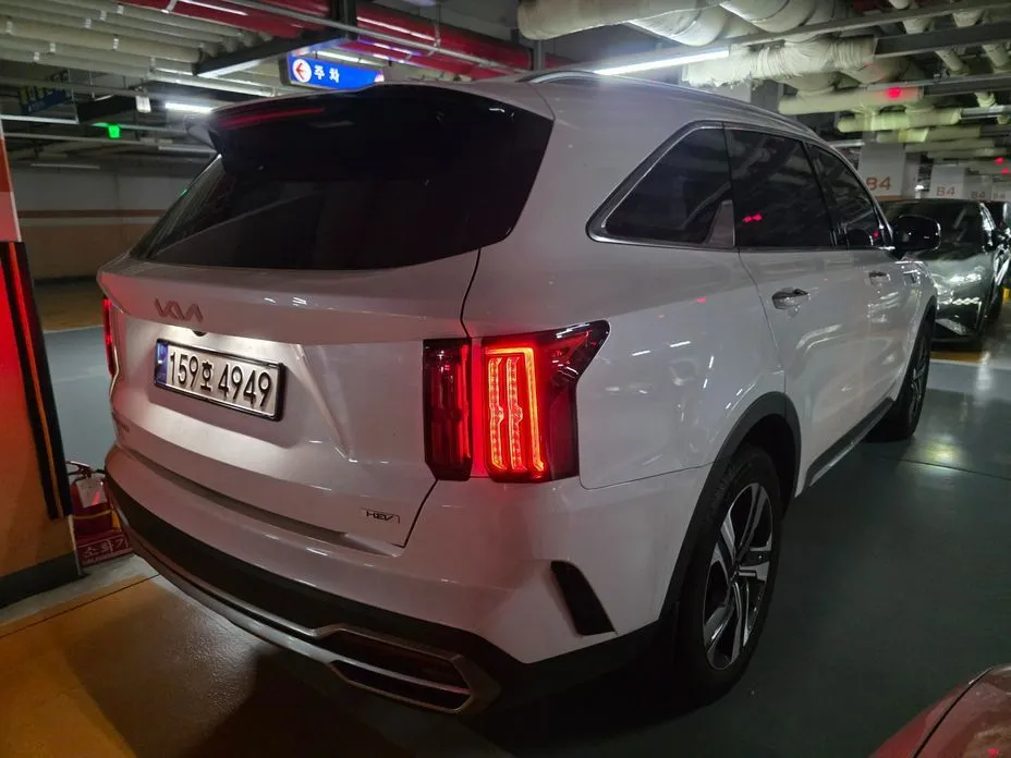 Kia Sorento — фото 6