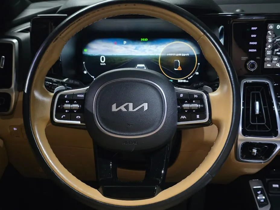 Kia Sorento — фото 4