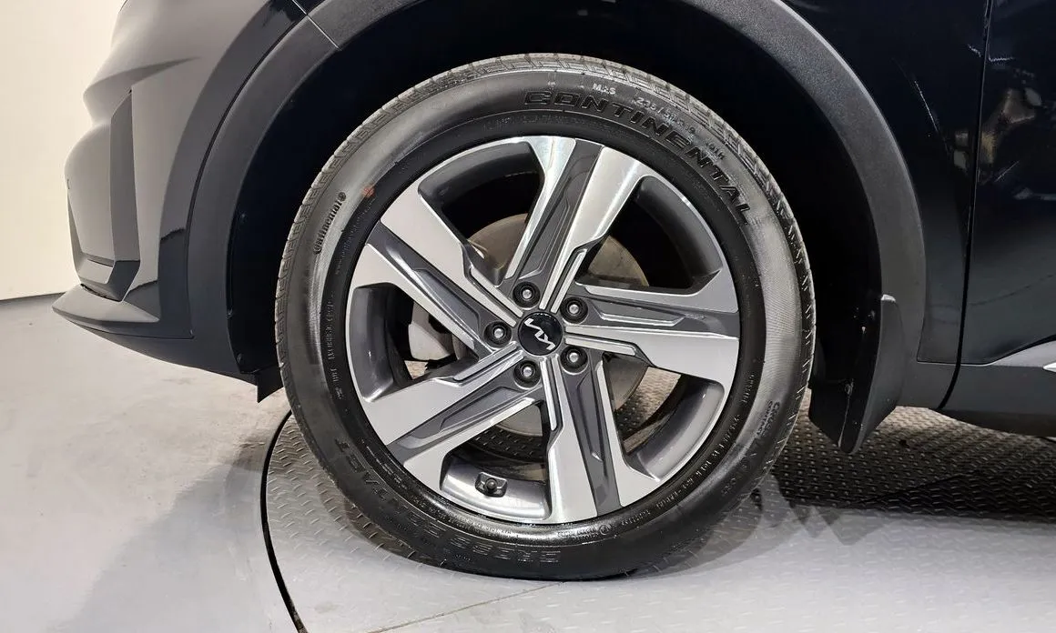 Kia Sorento — фото 5