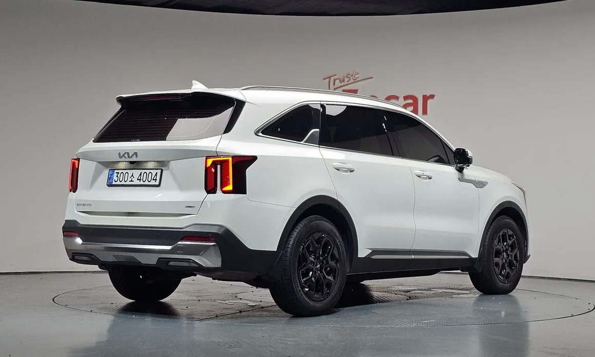 Kia Sorento — фото 3