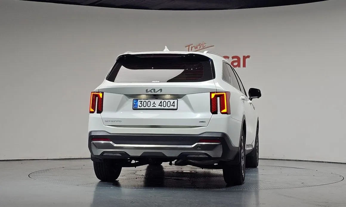 Kia Sorento — фото 5