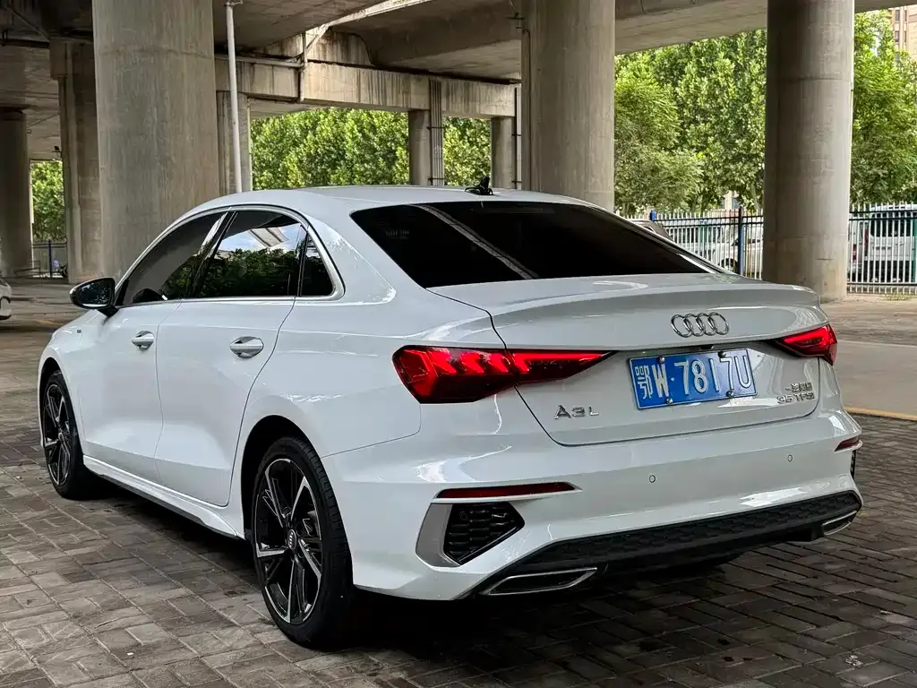Audi A3 — фото 2